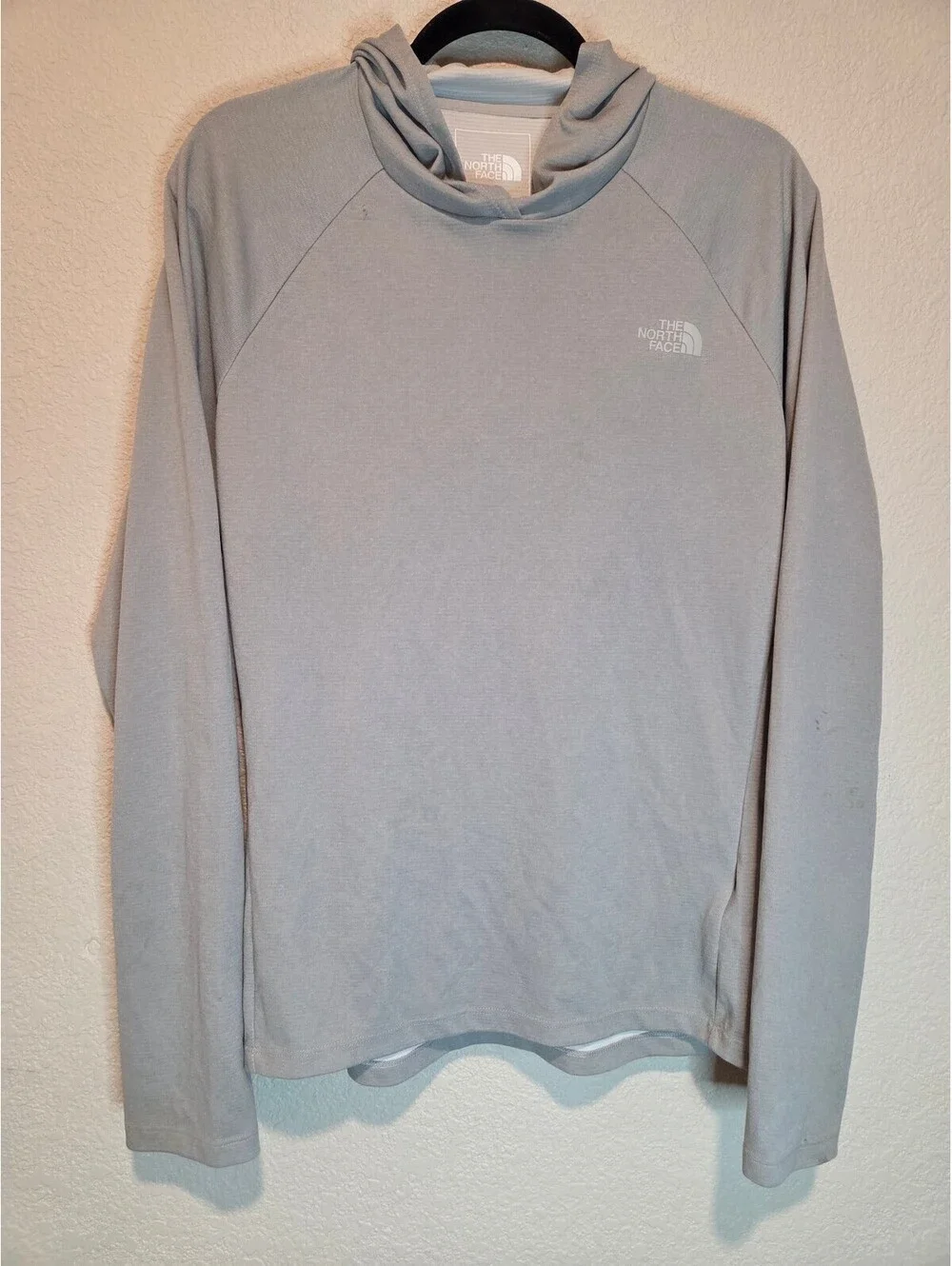 AS IS The North Face Light Gray Long Sleeve Hoodie Pullover, Size L